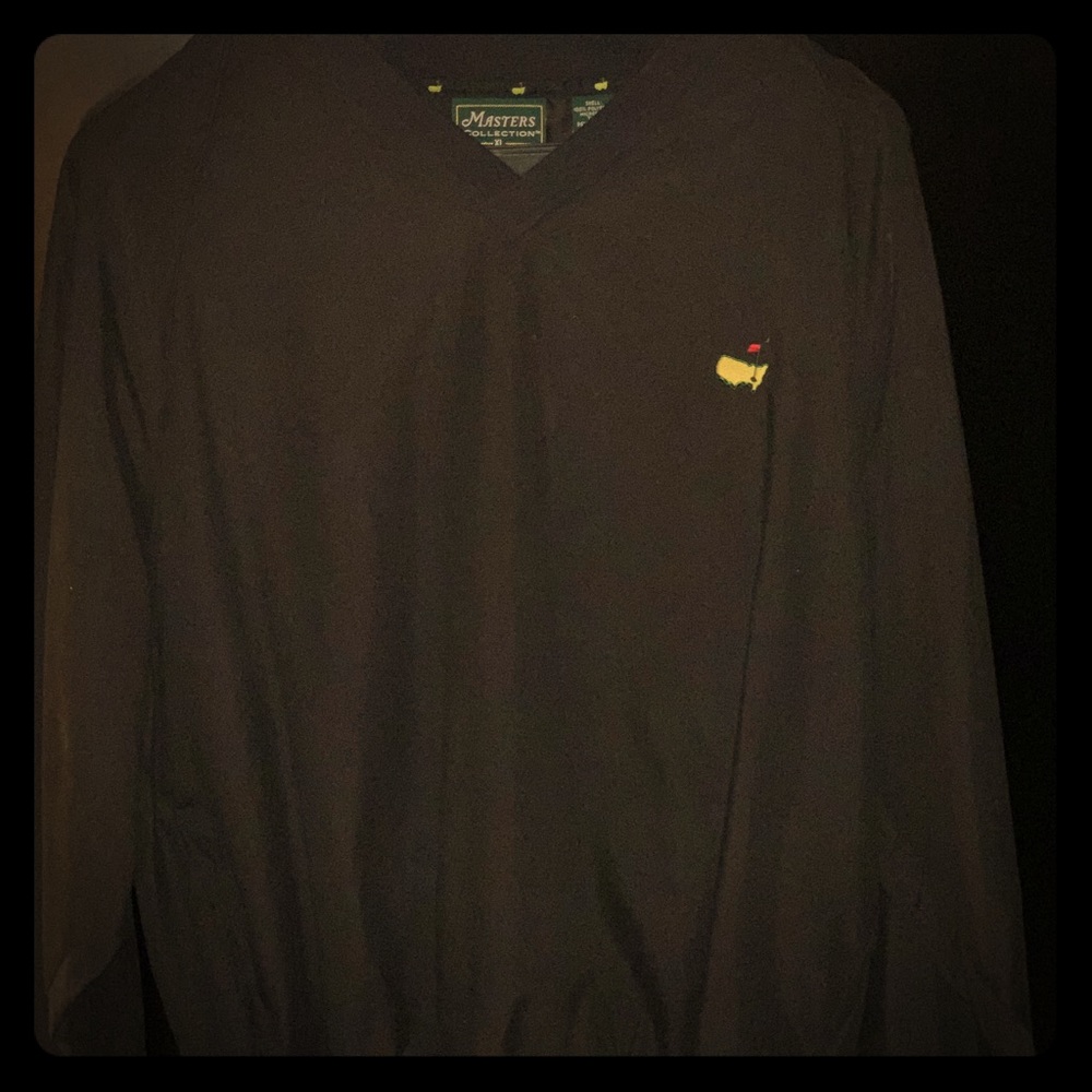 Men’s v neck pullover masters collection size XL